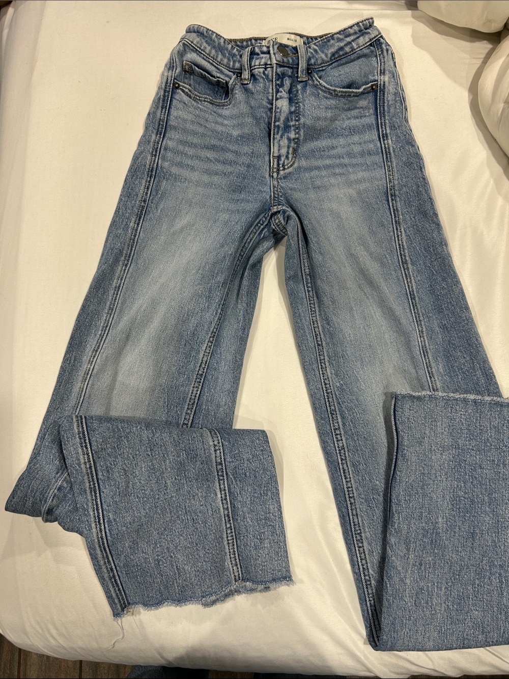 Womens Light Wash Blue wide-Leg Jeans